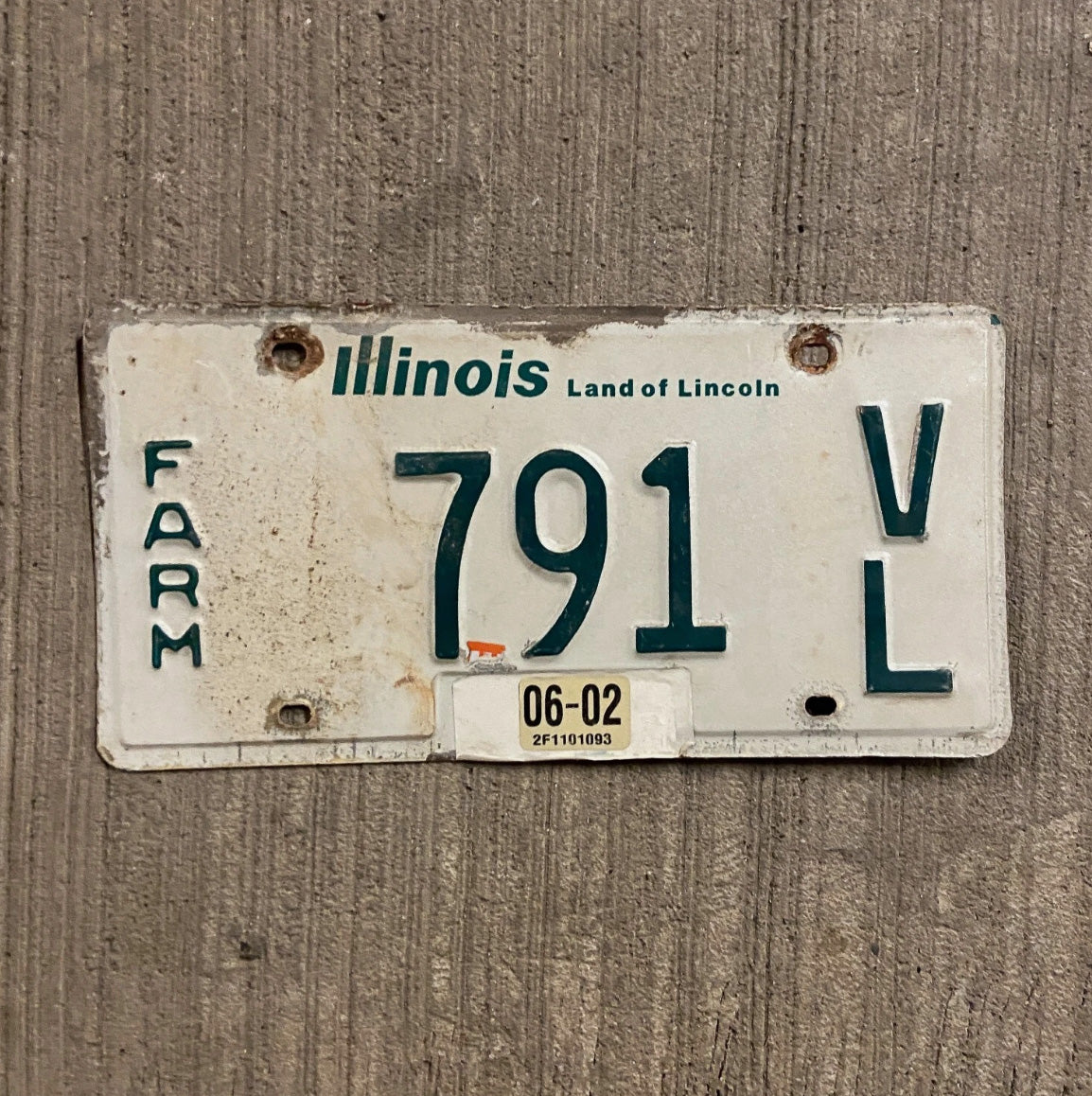 Photo of a 1996 Illinois Farm License Plate Auto Tag 2 Garage Decor 791 VL