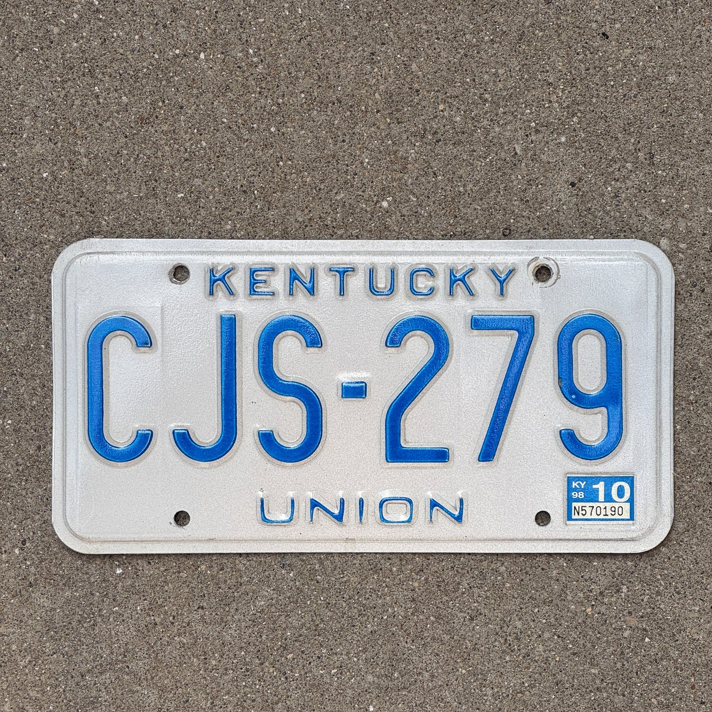Photo of a 1997 1998 Kentucky License Plate Auto Tag Garage Decor Vintage Union County CJS 279