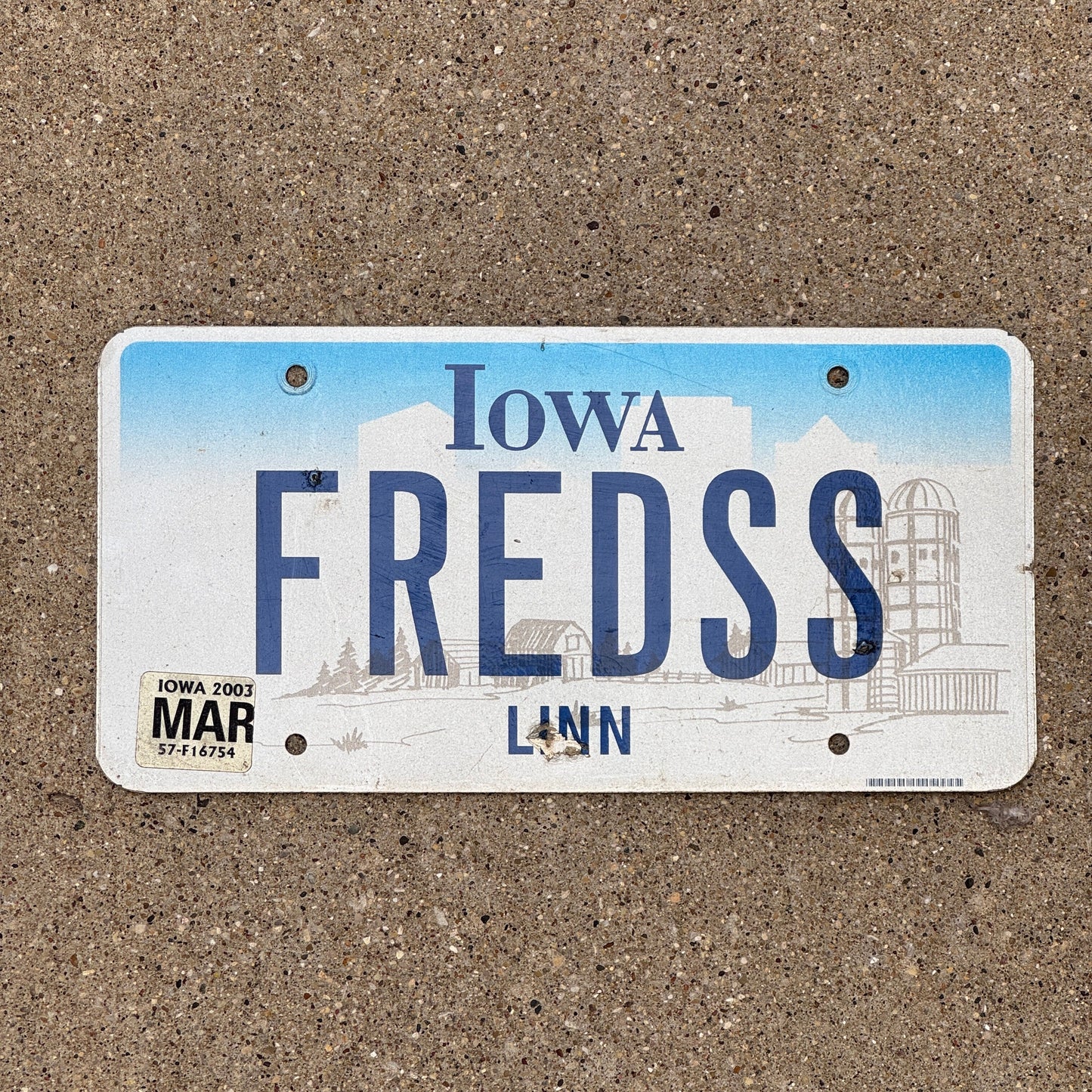 Photo of a 1997 2003 Iowa VANITY License Plate Auto Tag Garage Decor Vintage FREDSS