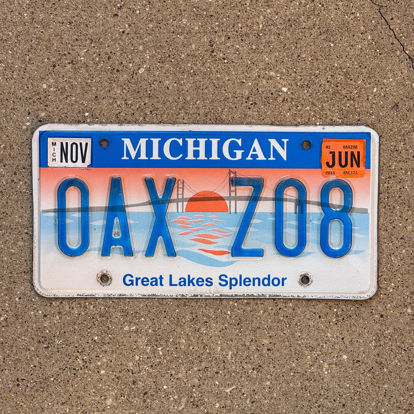 Photo of a 1997 2015 Michigan Graphic / Specialty License Plate Auto Tag Garage Decor Vintage Great Lakes Splendor 0AX Z08