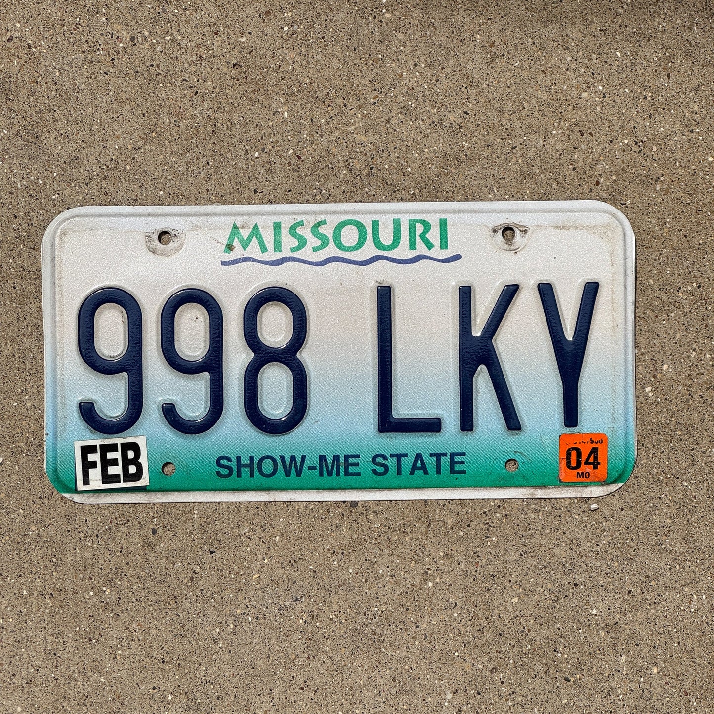 Photo of a 1998 2004 Missouri License Plate Auto Tag 2 Garage Decor 998 LKY