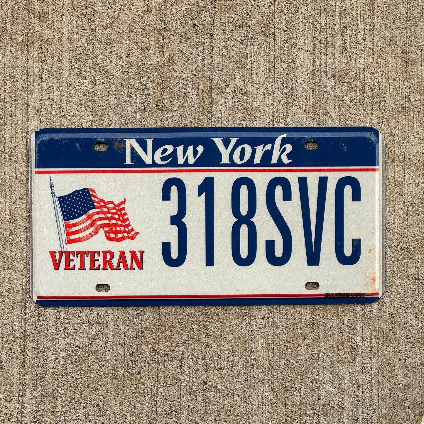 Photo of a 1998 New York VETERAN License Plate Auto Tag Garage Decor Vintage Vet Flag 318 SVC