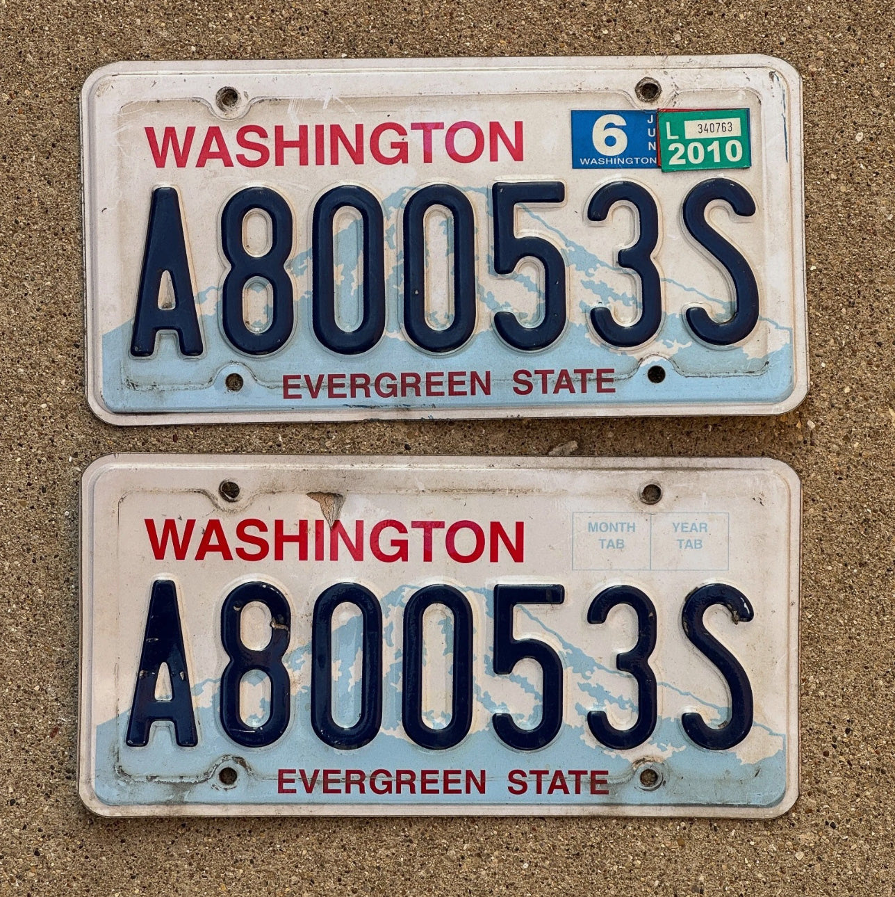Photo of a 1998 Washington Truck License Plate Pair Auto Tag Garage Decor Vintage A80053S