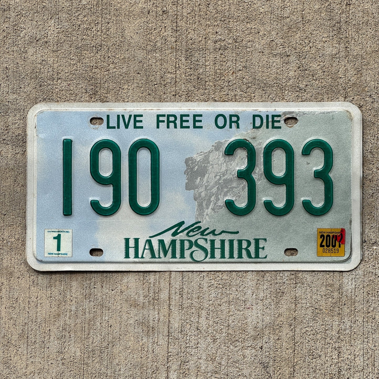 Photo of a 1999 New Hampshire License Plate Auto Tag Garage Decor Vintage 190 393