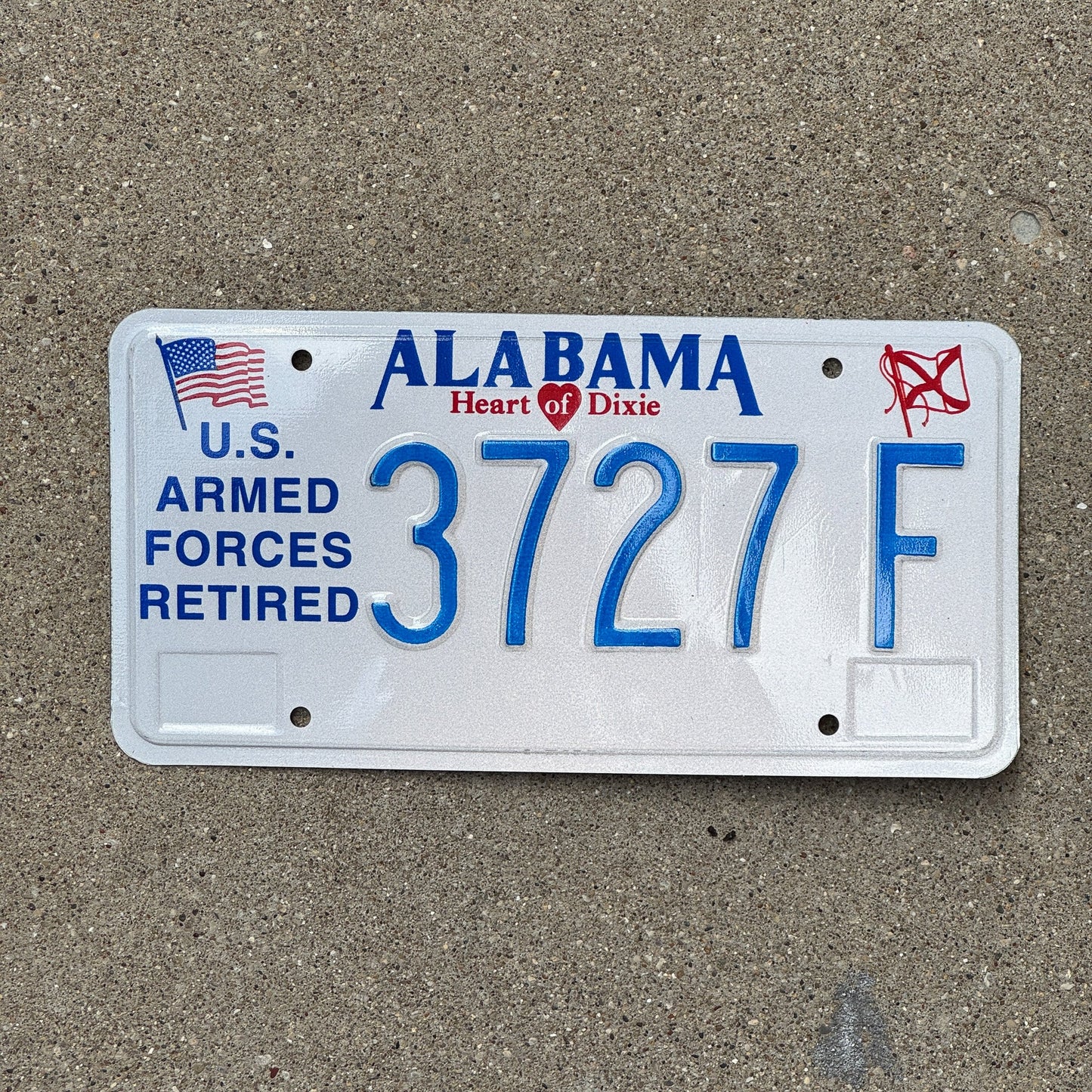 Photo of a 2000 Alabama Military License Plate Auto Tag Garage Decor Vintage US Armed Forces Retired 3727 F