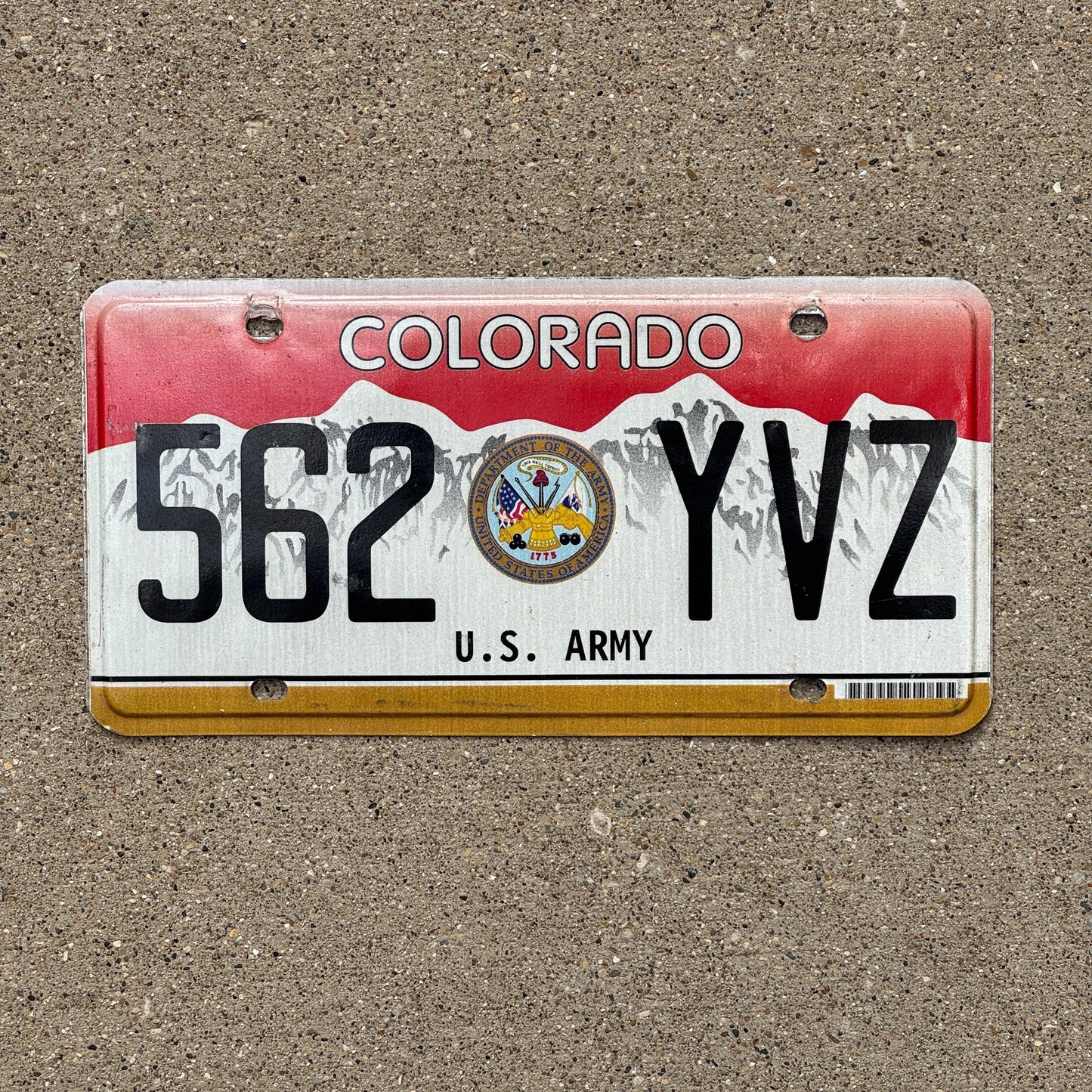 Photo of a 2000 Colorado Military License Plate Auto Tag Garage Decor Vintage US Army 562 YVZ