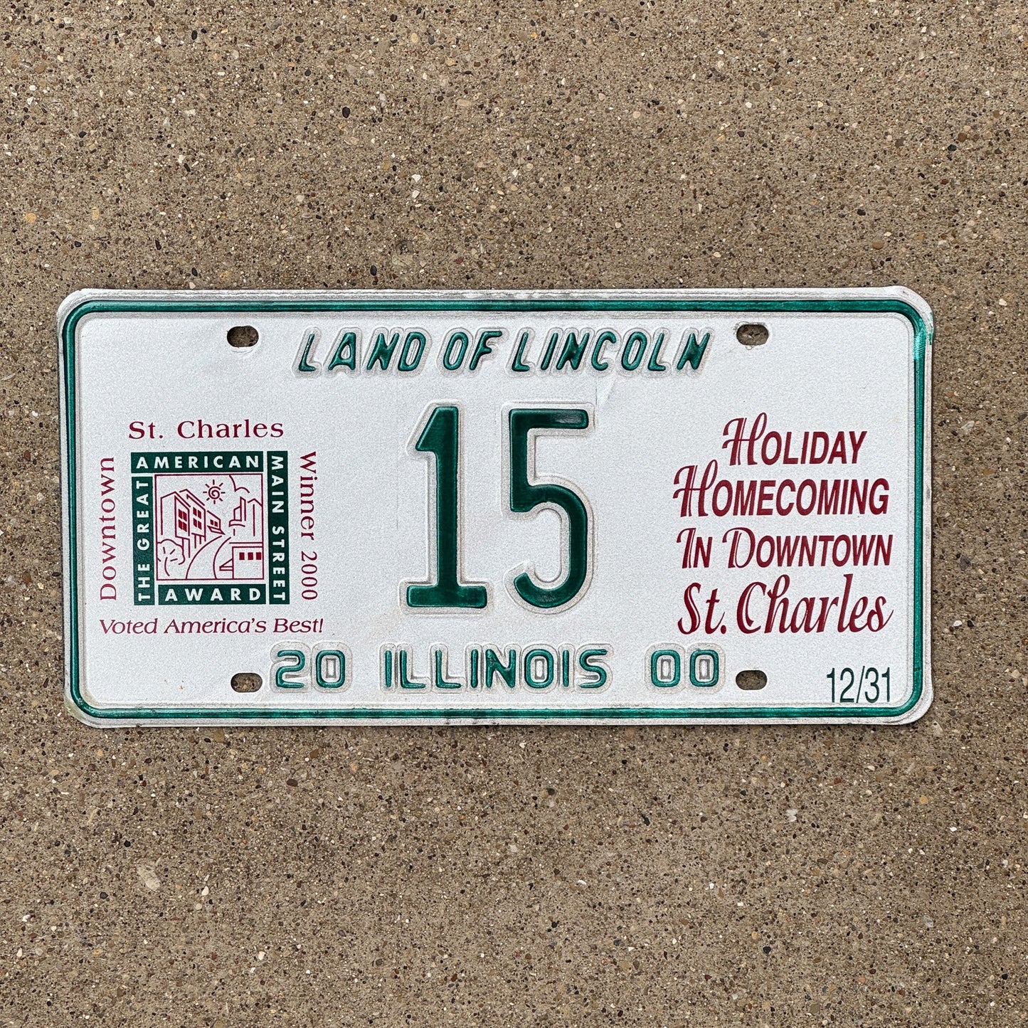 Photo of a 2000 Illinois EVENT License Plate Auto Tag Garage Decor Vintage St Charles Christmas 15