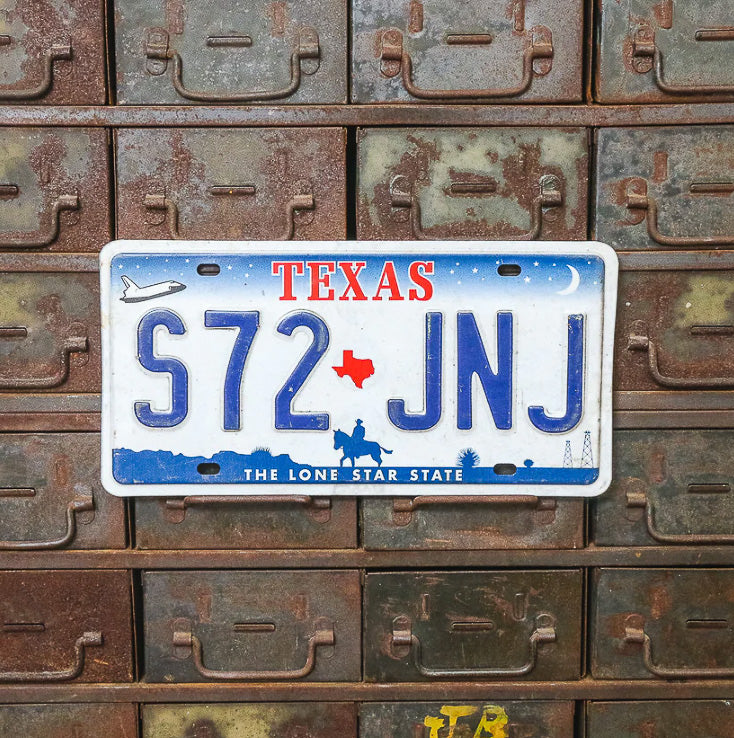 Photo of a 2000 Texas License Plate Auto Tag Garage Decor Vintage S72 JNJ with original patina