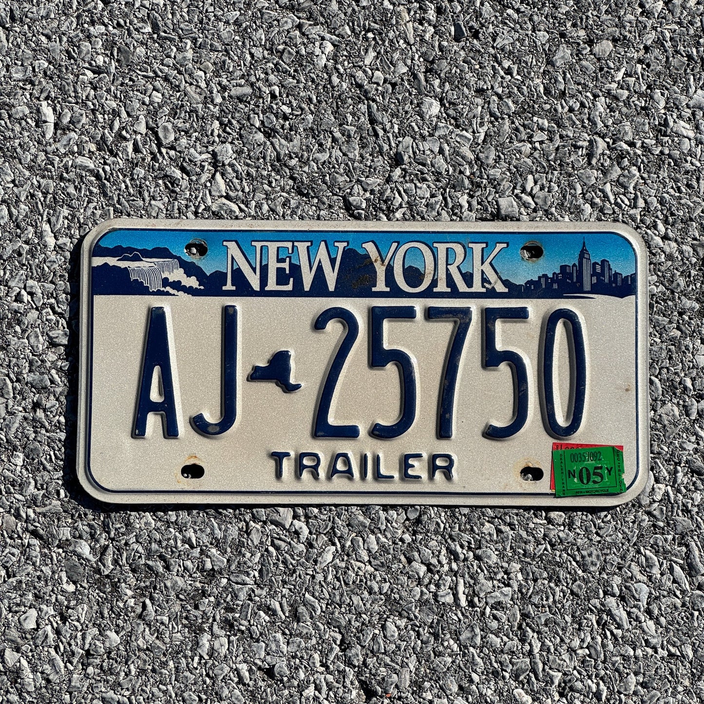 Photo of a 2001 2005 New York Trailer License Plate Auto Tag Garage Decor Vintage AJ 25750
