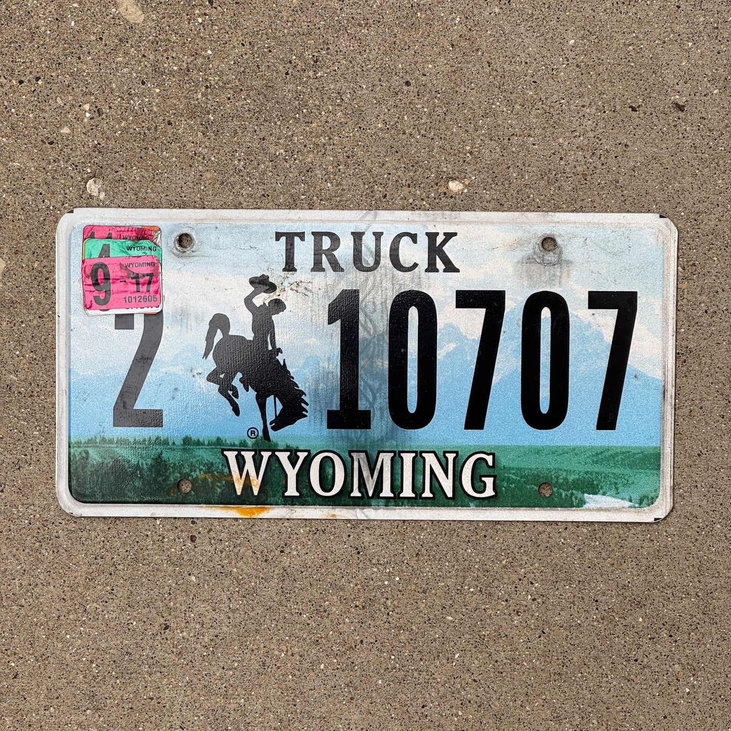 Photo of a 2001 2017 Wyoming Truck License Plate Auto Tag Garage Decor Vintage Cowboy 2 10707