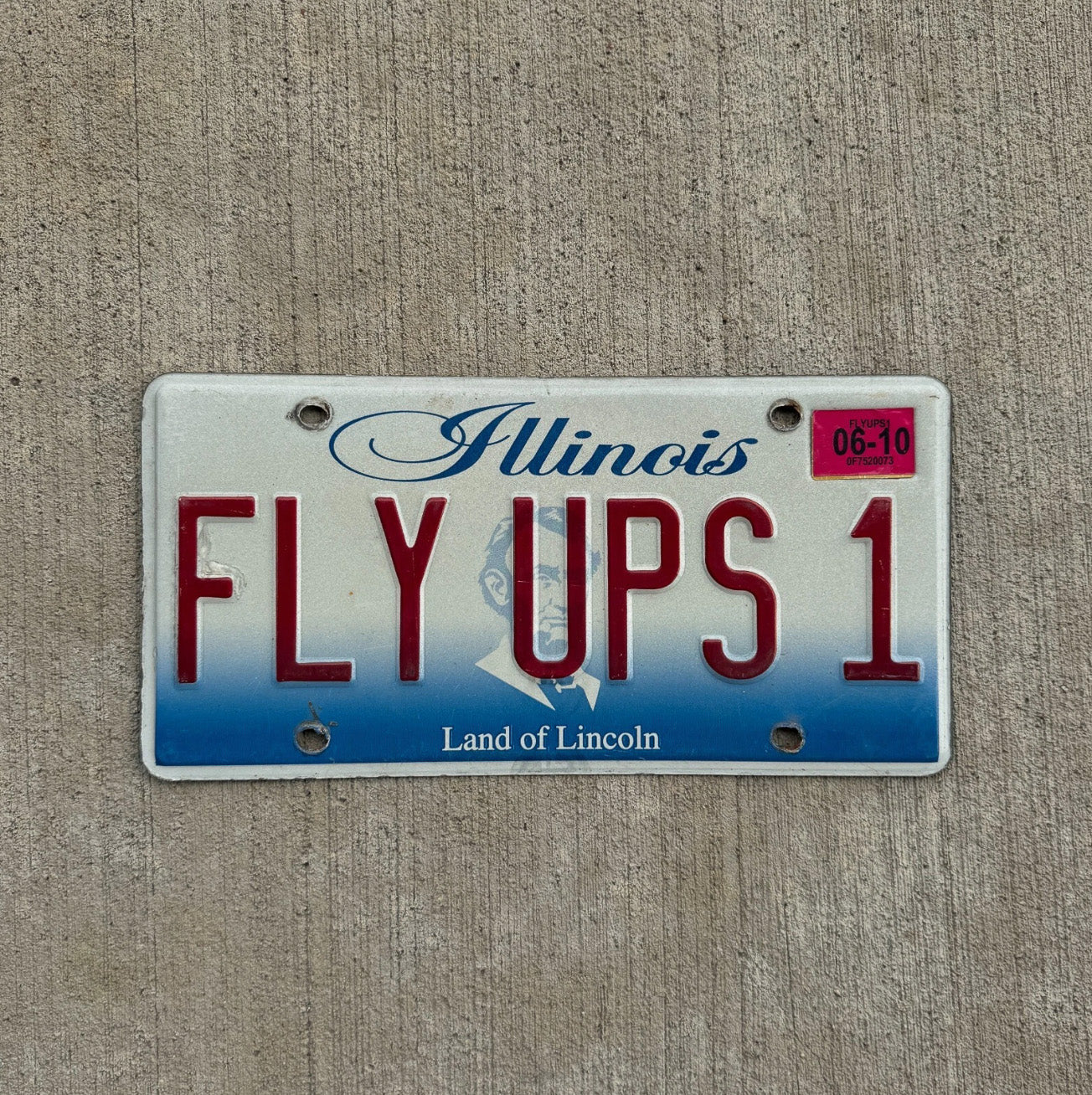 Photo of a 2001 Illinois Vanity License Plate Auto Tag 1 Garage Decor Pilot FLY UPS 1