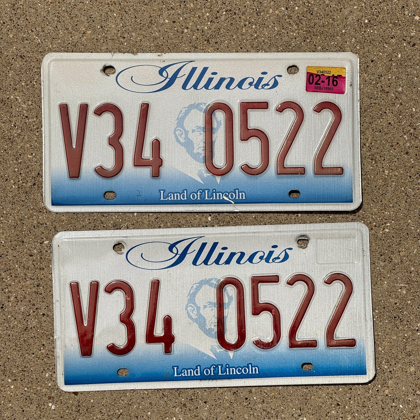 Photo of a 2002 2016 Illinois License Plate Auto Tag Garage Decor Vintage V 34 0522