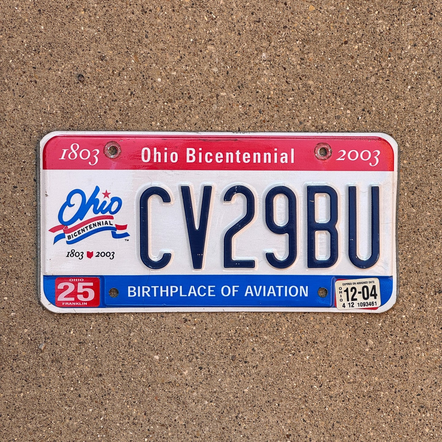 Photo of a 2003 2004 Ohio License Plate Auto Tag Garage Decor Vintage Bicentennial CV29BU