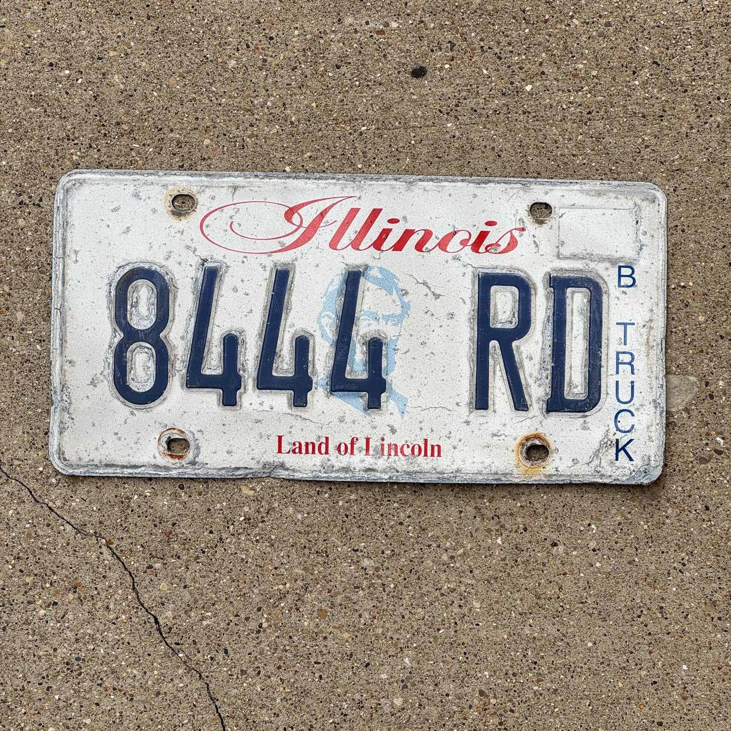Photo of a 2003 Illinois TRUCK License Plate Auto Tag Garage Decor Vintage Repeat Repeating 8 444 RD