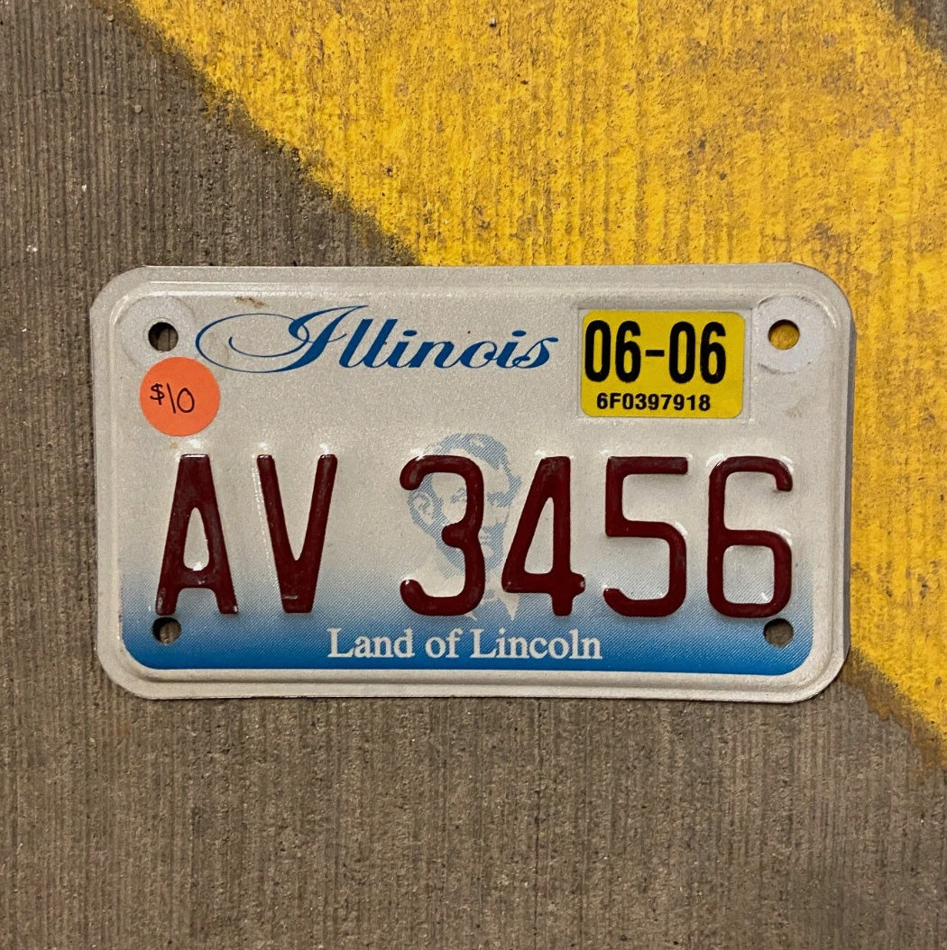 Photo of a 2004 2006 Illinois Motorcycle License Plate Auto Tag Garage Decor AV 3456