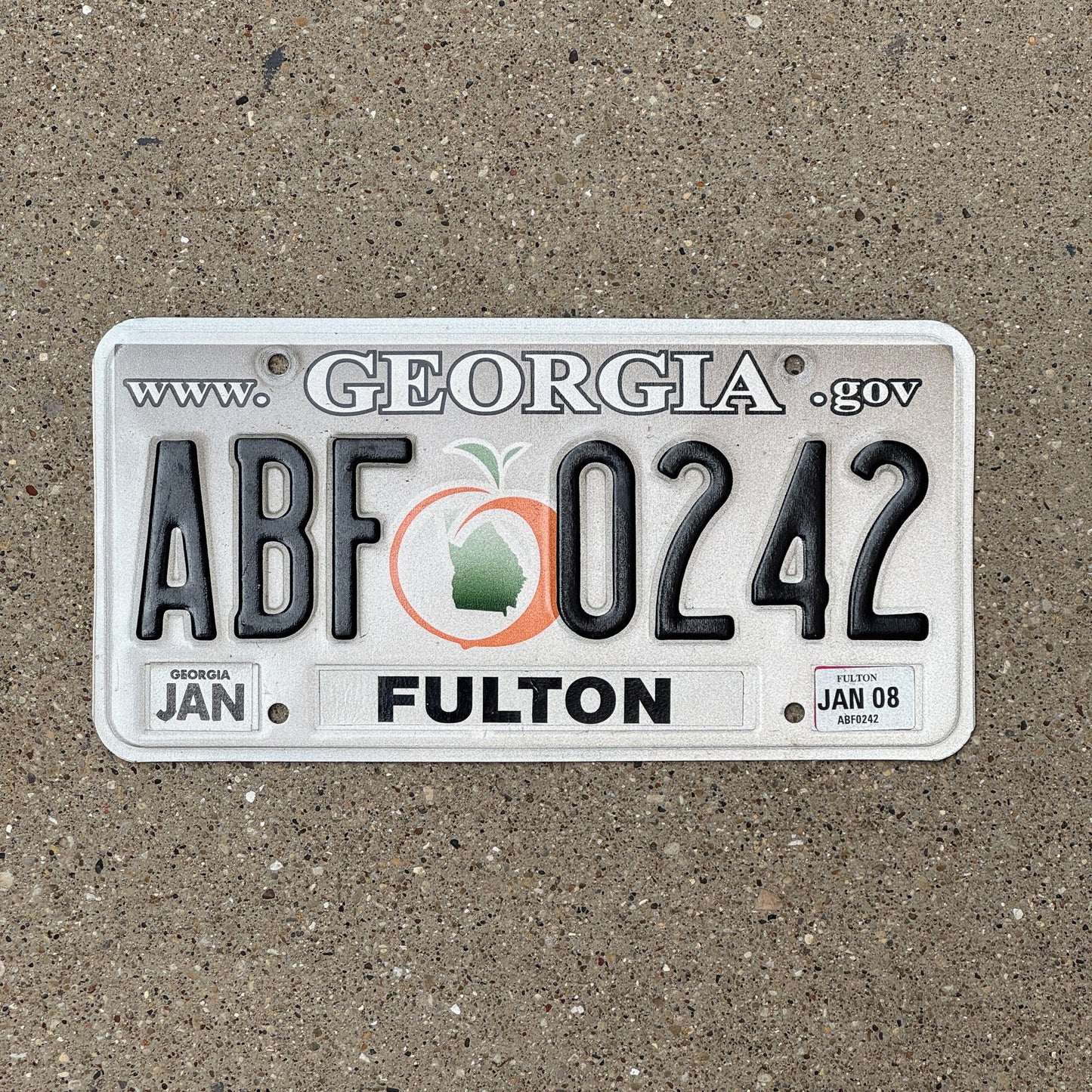 Photo of a 2004 2008 Georgia License Plate Auto Tag Garage Decor Vintage ABF 0242