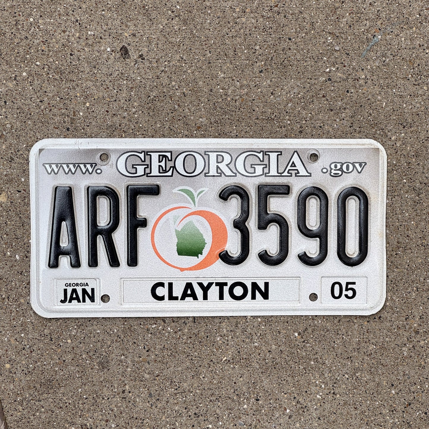 Photo of a 2005 Georgia License Plate Auto Tag Garage Decor Vintage Clayton ARF 3590