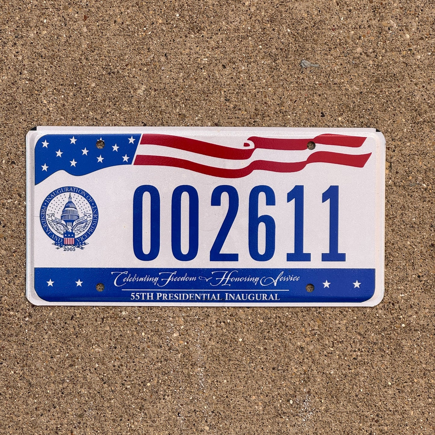 Photo of a 2005 Washington DC License Plate Auto Tag Garage Decor Vintage W Bush Inaugural Inauguration 002611