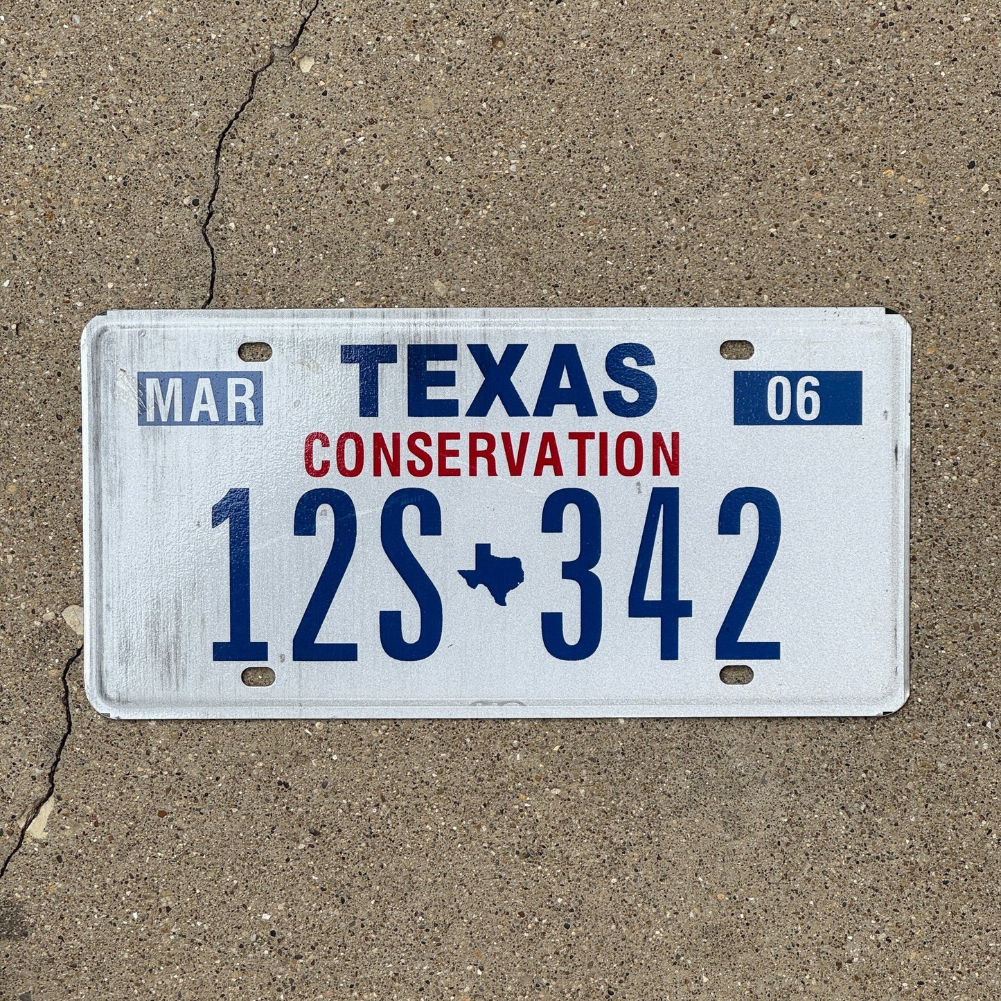 Photo of a 2006 Texas Conservation License Plate Auto Tag Garage Decor Vintage 12S 342
