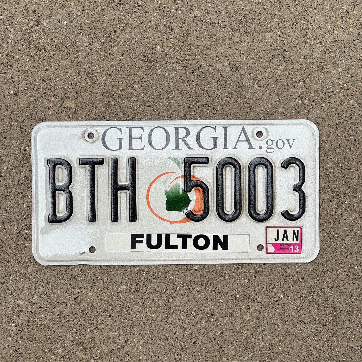 Photo of a 2007 2013 Georgia License Plate Auto Tag Garage Decor Vintage BTH 5003