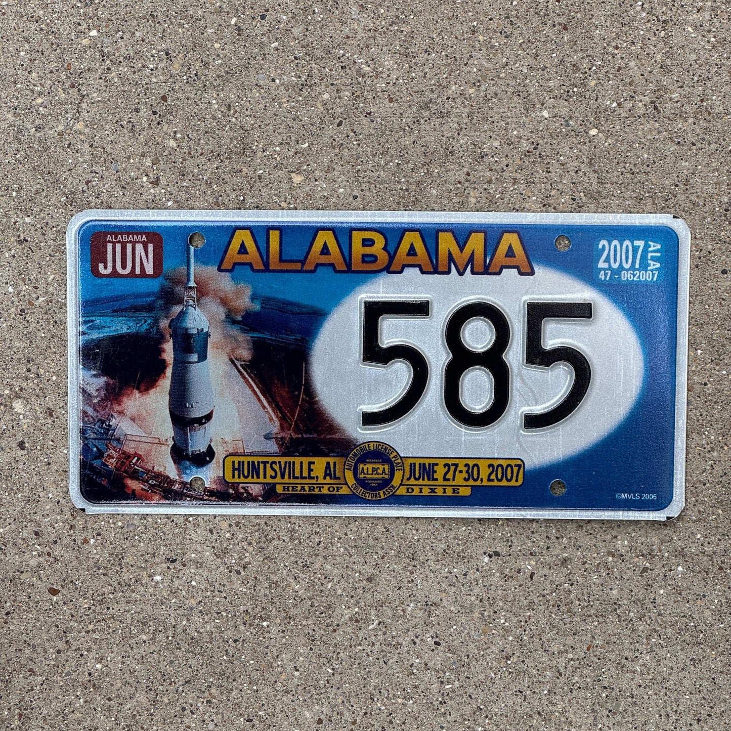 Photo of a 2007 Alabama License Plate Auto Tag Garage Decor Vintage Huntsville ALPCA Convention 585