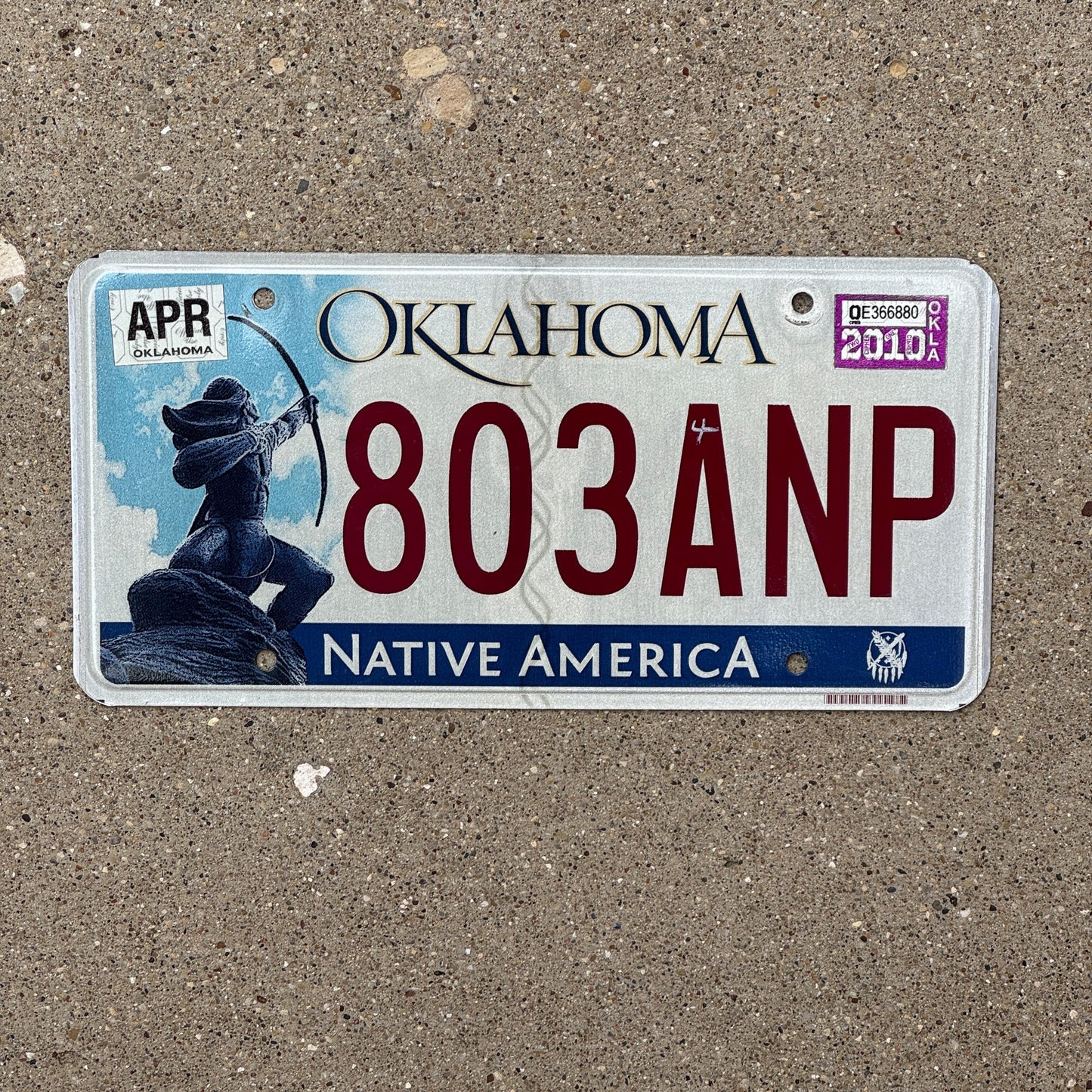 Photo of a 2009 2010 Oklahoma License Plate Auto Tag Garage Decor Vintage Native America 803 ANP