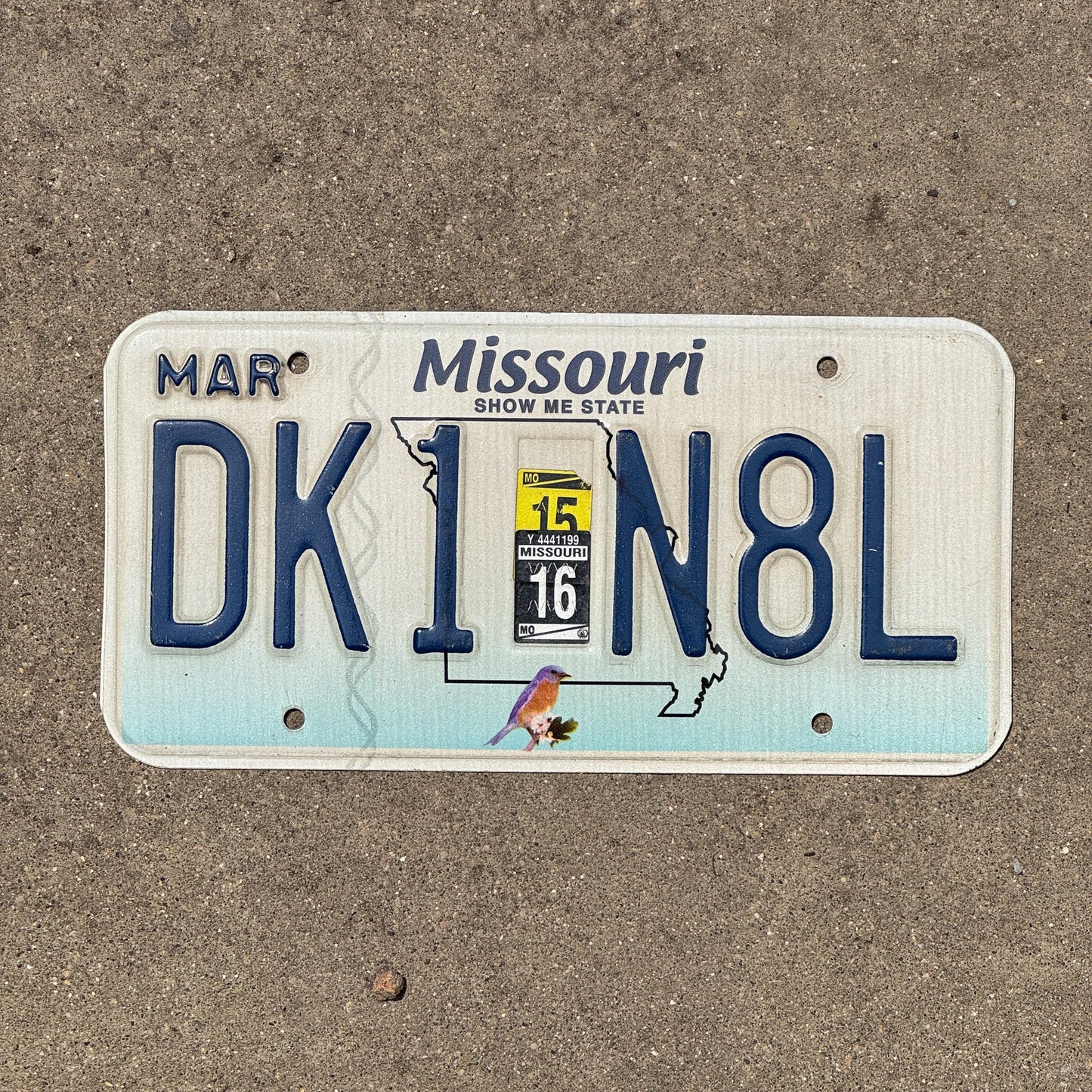 Photo of a 2009 2016 Missouri License Plate Auto Tag Garage Decor Vintage DK1 N8L