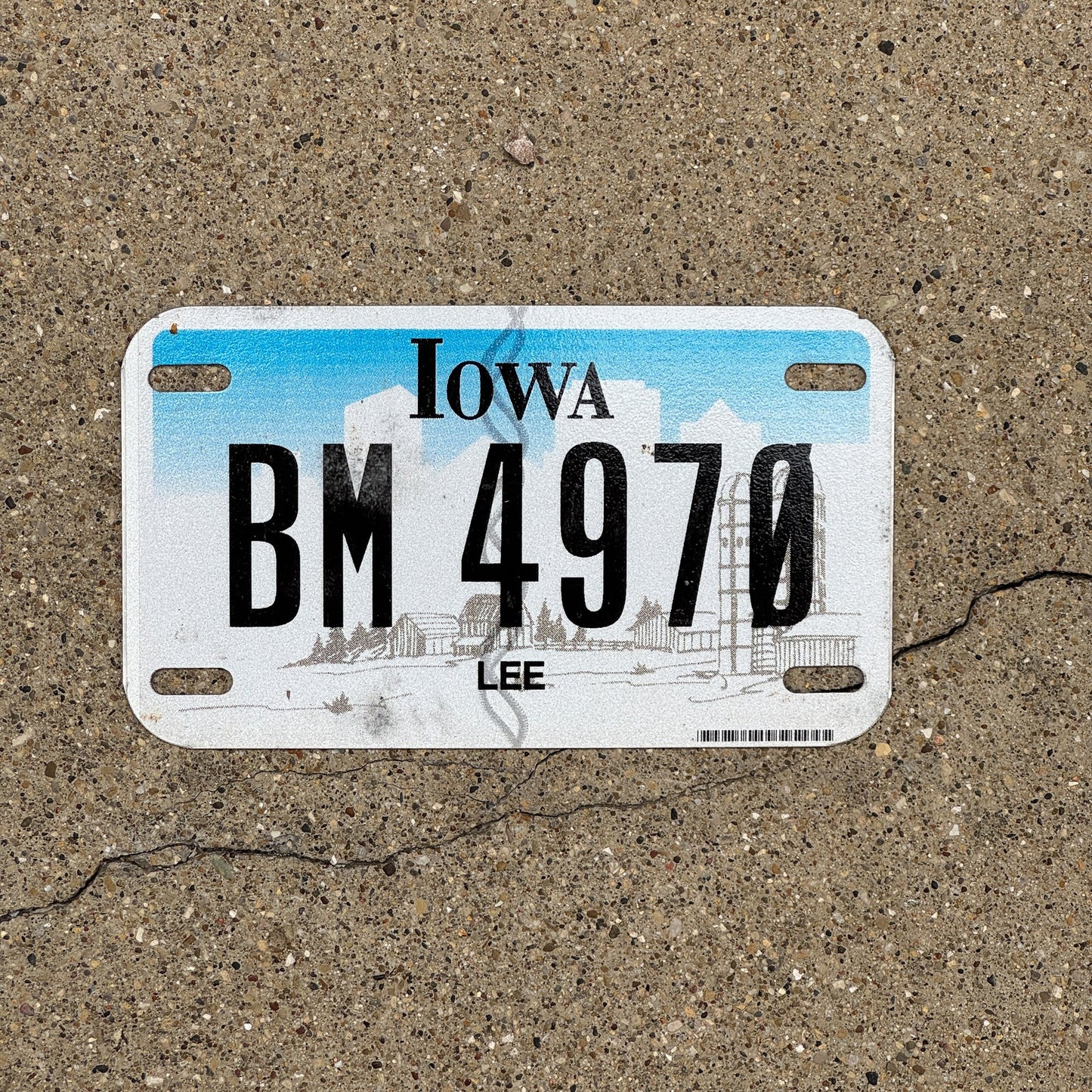 Photo of a 2012 Iowa Motorcycle License Plate Auto Tag Garage Decor Vintage Lee County BM 4970