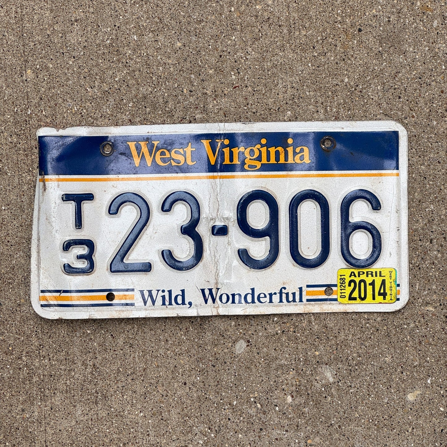 Photo of a 2014 West Virginia TRAILER License Plate Auto Tag Garage Decor Vintage T3 23 906