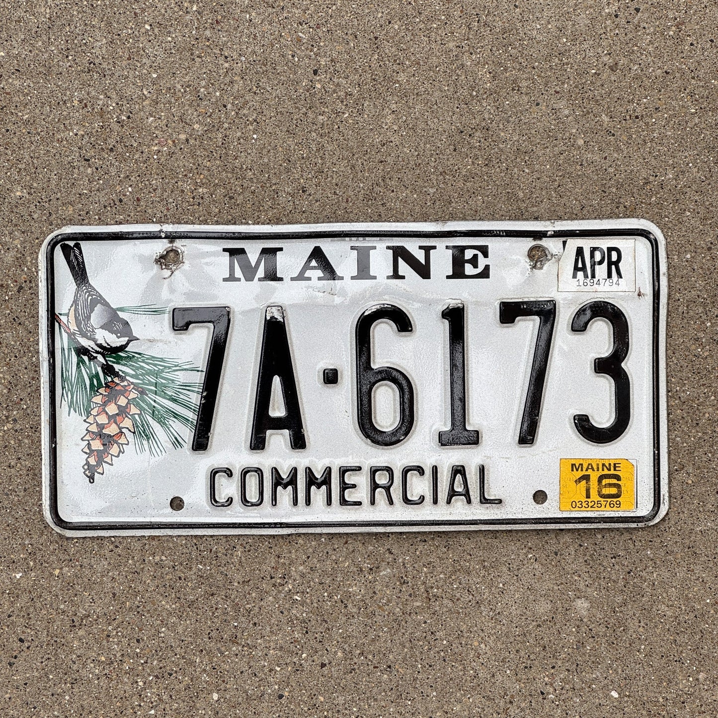 Photo of a 2016 Maine TRUCK License Plate Auto Tag Garage Decor Vintage Chickadee Bird 7A 6173