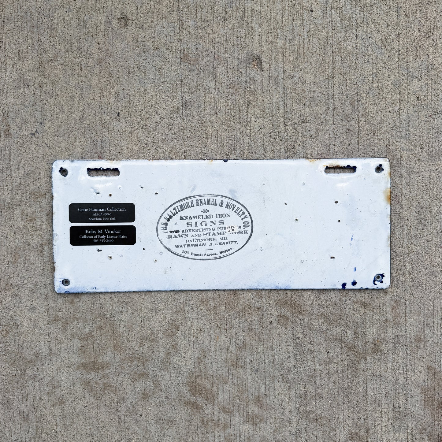 1910 Massachusetts Porcelain Dealer License Plate Auto Tag High Quality 0506B