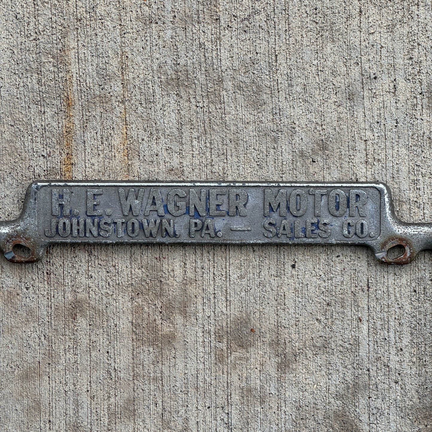 1940 Era H E Wagner Motor Co. Johnstown Pennsylvania License Plate Frame Auto Tag Dealer Dodge Plymouth Chrysler