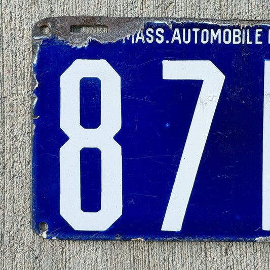 1904 Massachusetts Porcelain License Plate Auto Tag Nice Quality Four Digit Small Font 8719