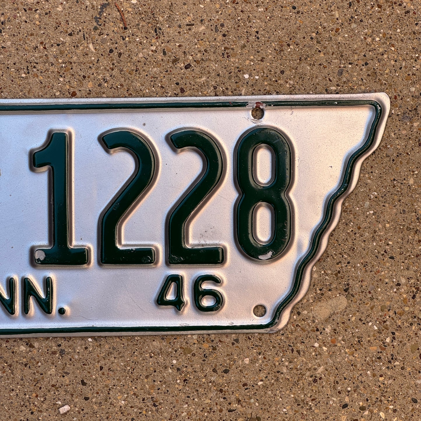 1946 Tennessee License Plate Auto Tag State Shape 4 1228