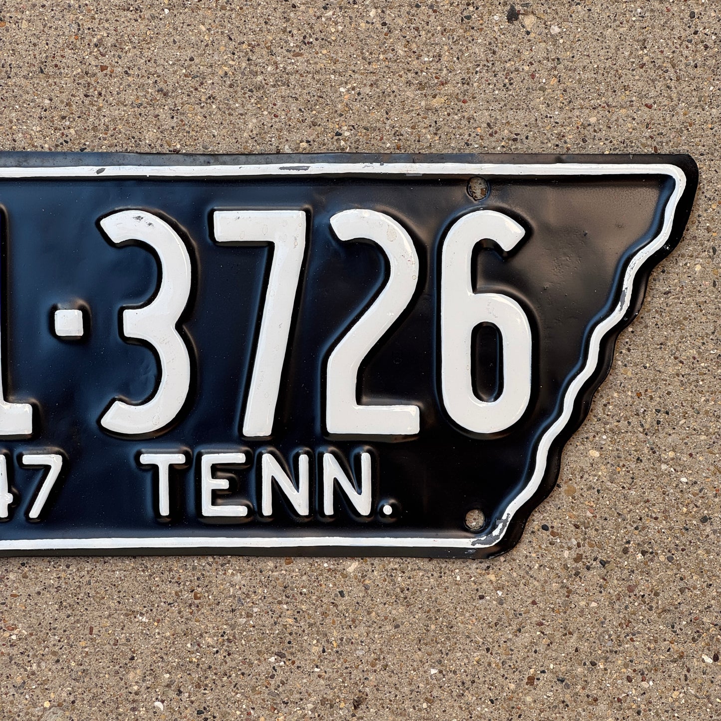 1947 Tennessee License Plate Auto Tag State Shape 21 3726