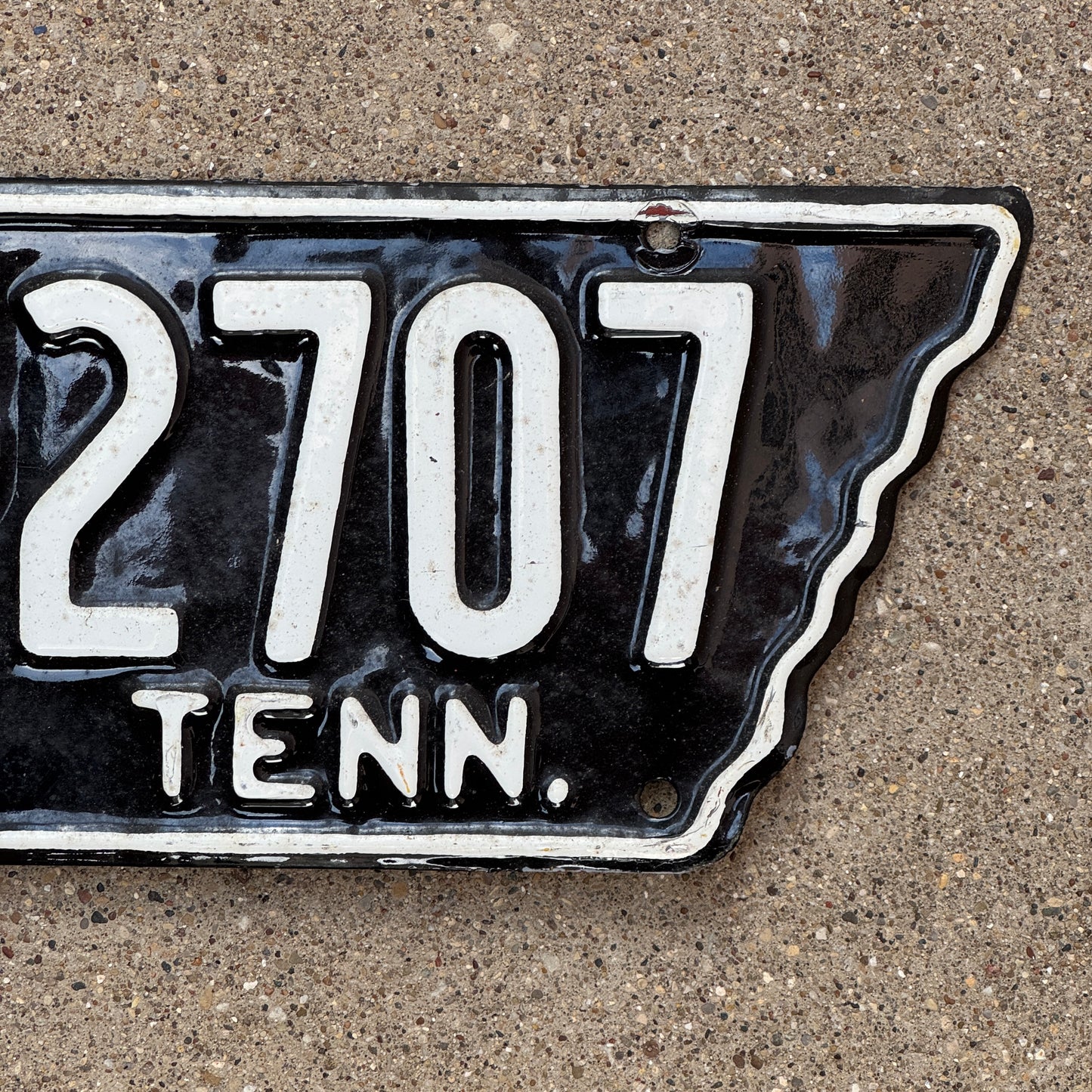 1941 Tennessee License Plate Auto Tag State Shape 17 2707