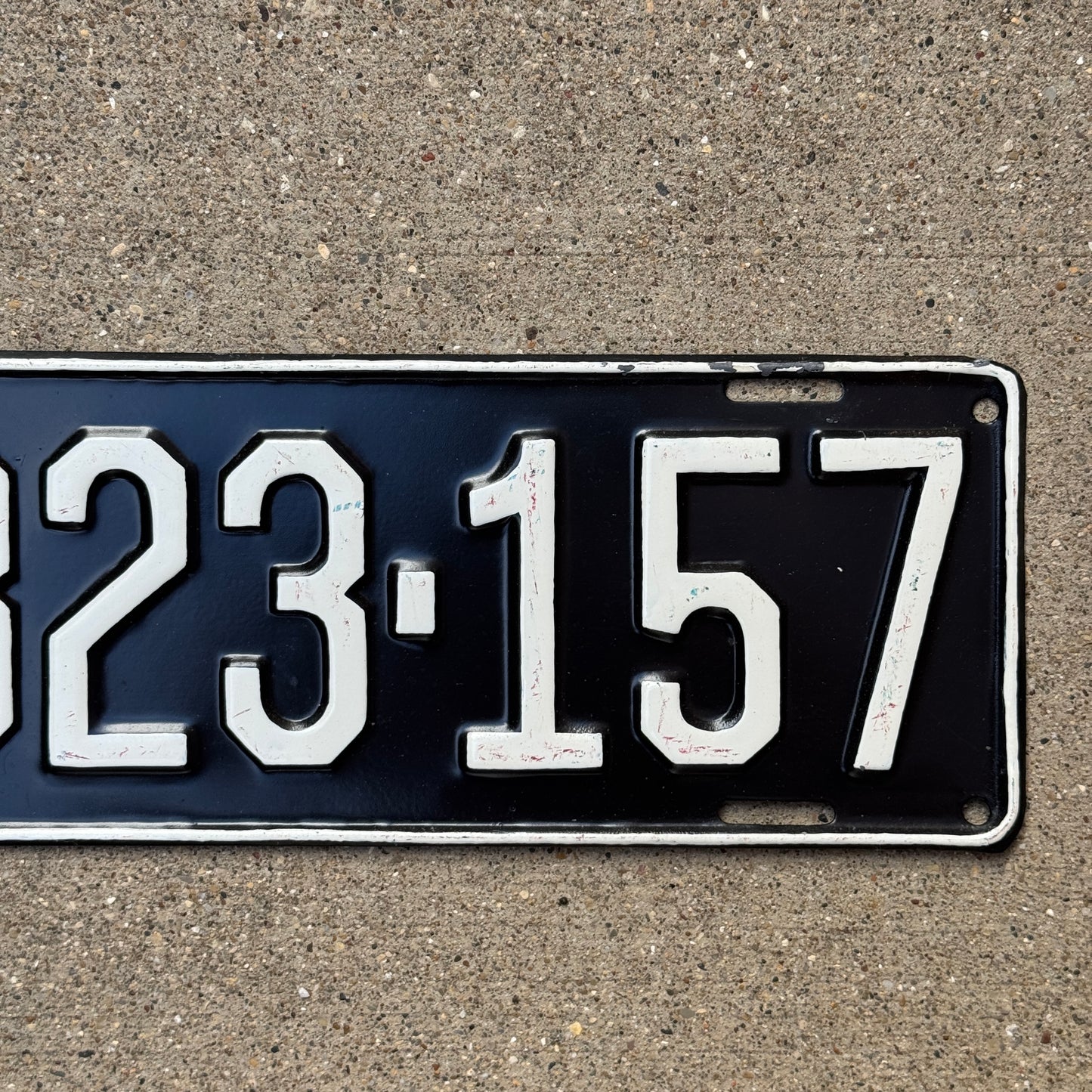 1935 Tennessee License Plate Auto Tag 323 157