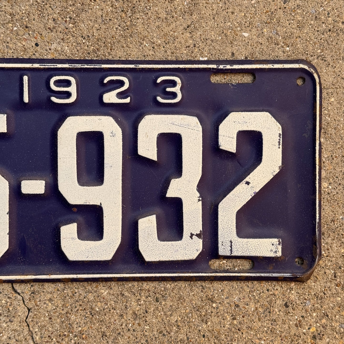 1923 New York License Plate Auto Tag 185 932