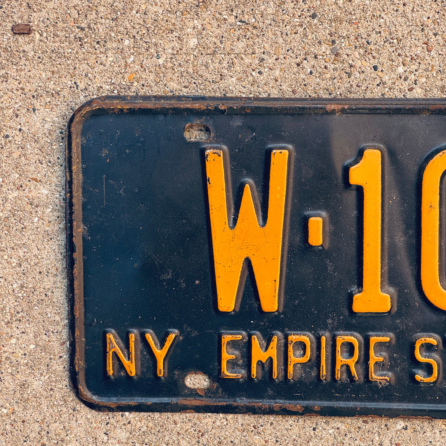 1960 New York License Plate Auto Tag W 104