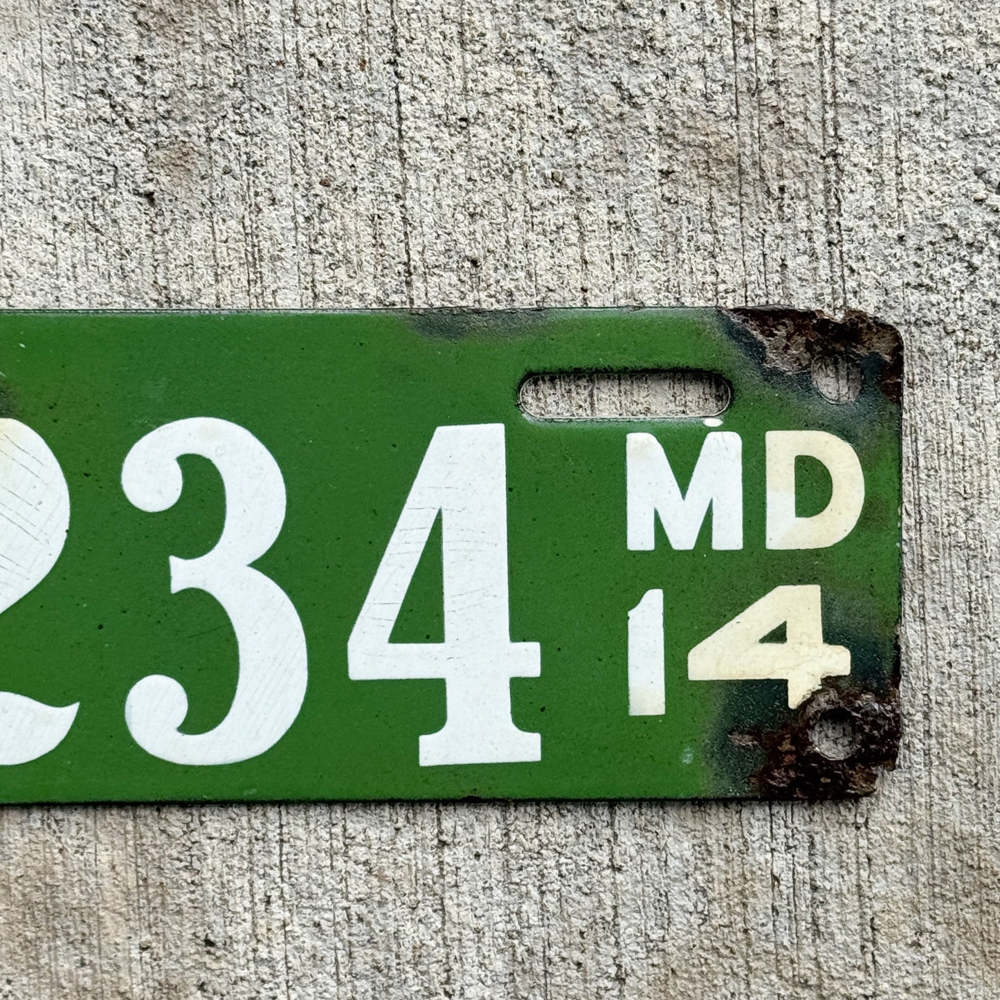1914 Maryland Porcelain Motorcycle License Plate Auto Tag Type 2 3234