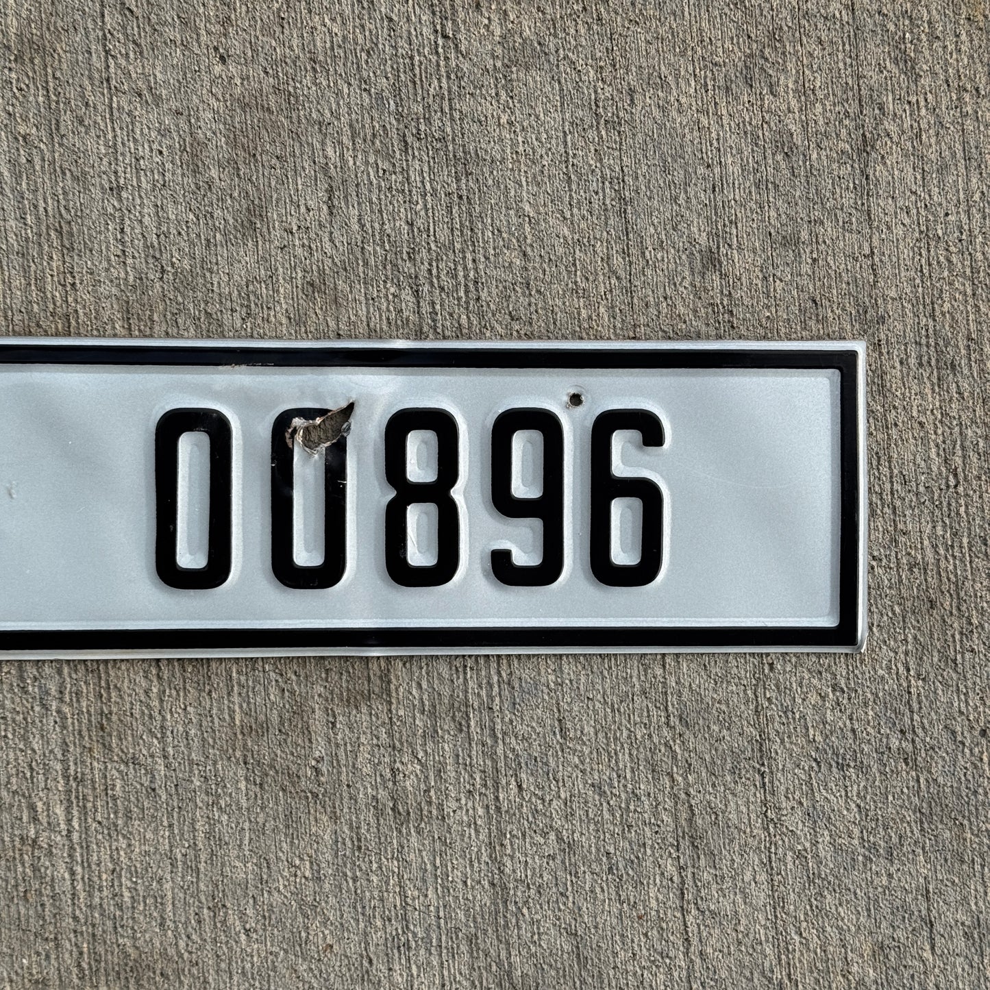 2000 Era United Nations License Plate Auto Tag UN 00896