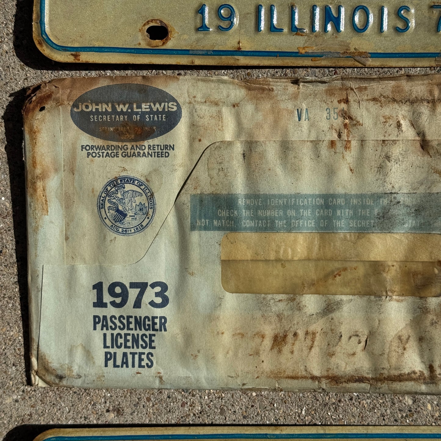 1972 Illinois License Plate Pair Auto Tag VM 240