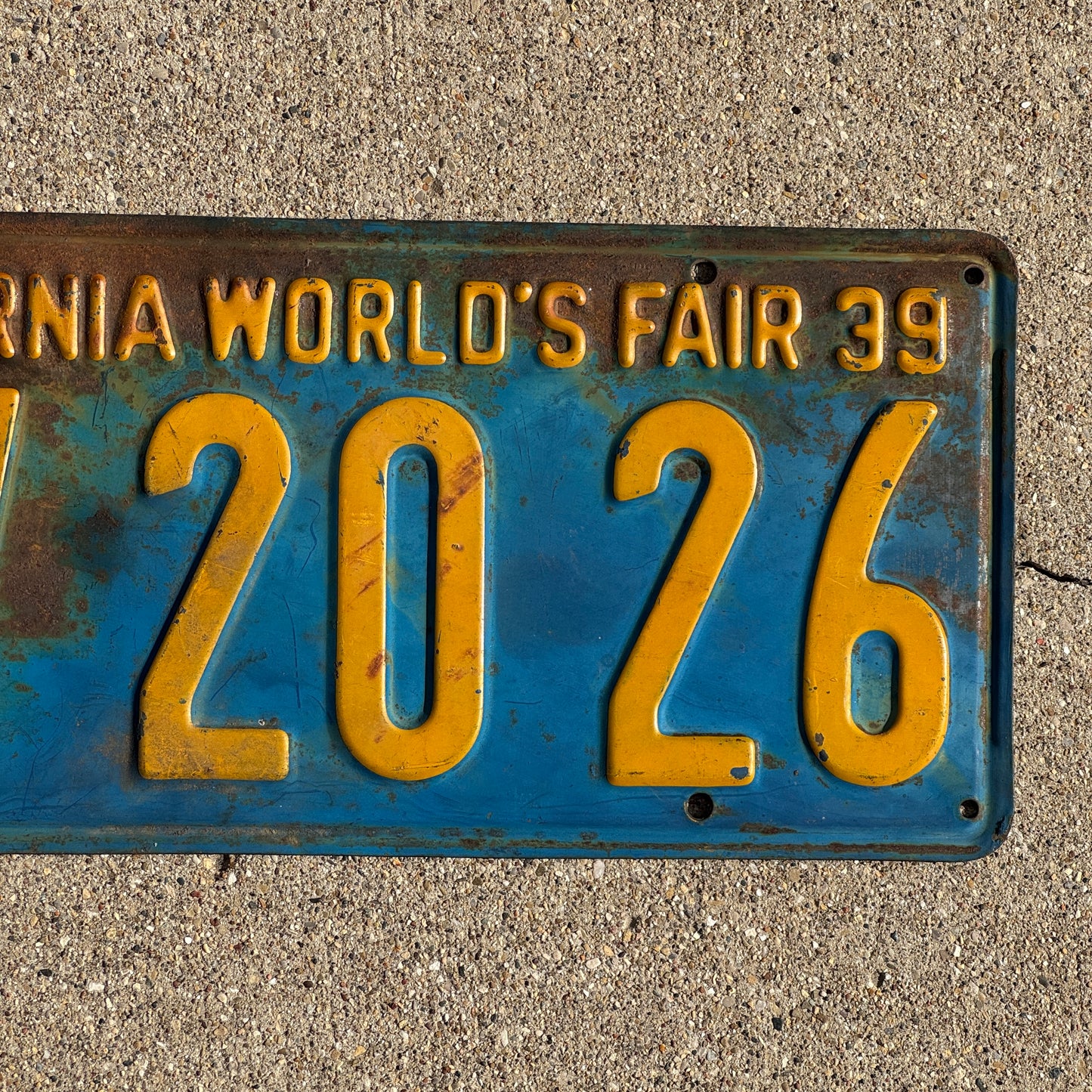 1939 California License Plate Auto Tag 2V 2026