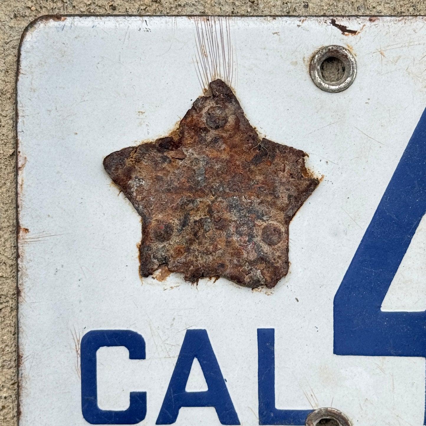 1916 1919 California Porcelain License Plate Auto Tag 1918 Number 465461