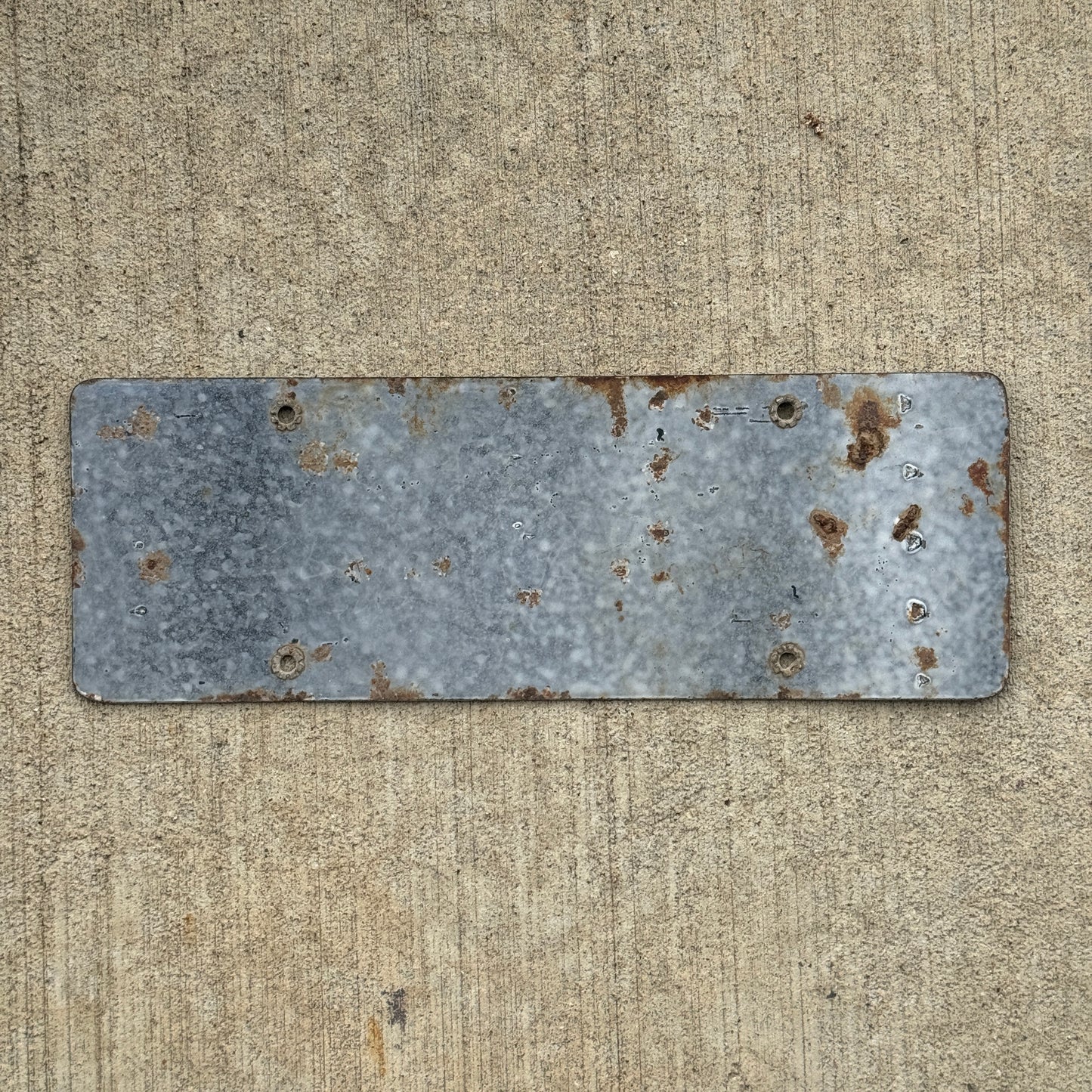 1916 1919 California Porcelain License Plate Auto Tag 1918 Number 465461