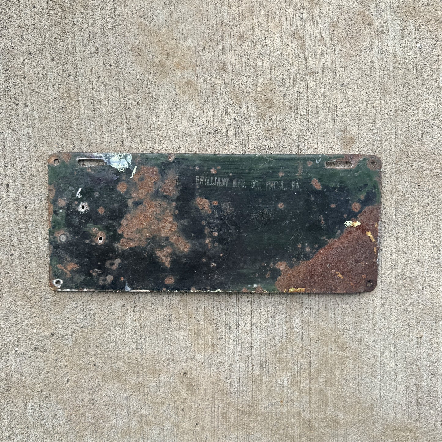 1915 New Jersey Porcelain License Plate Auto Tag 55209