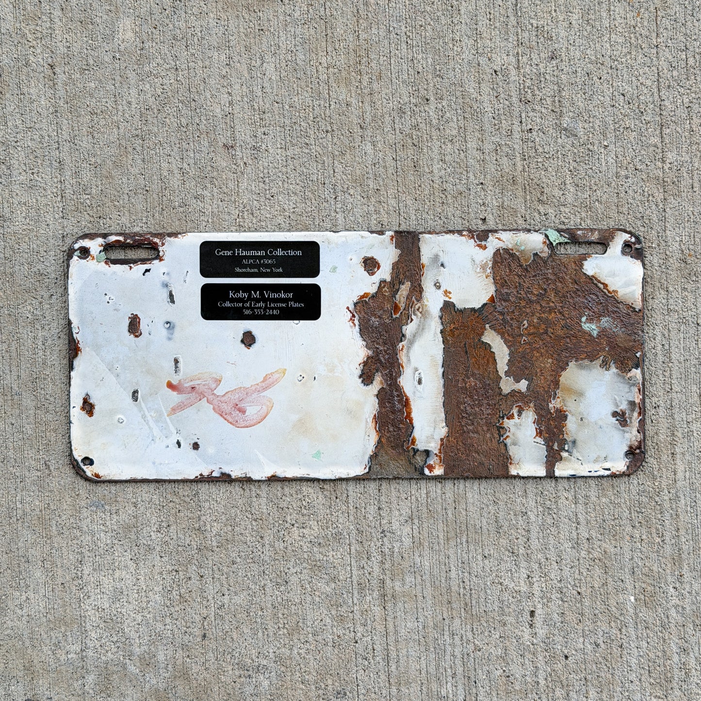 1907 Massachusetts Porcelain Dealer Type 2 License Plate Auto Tag Hard To Find Type 0408 D