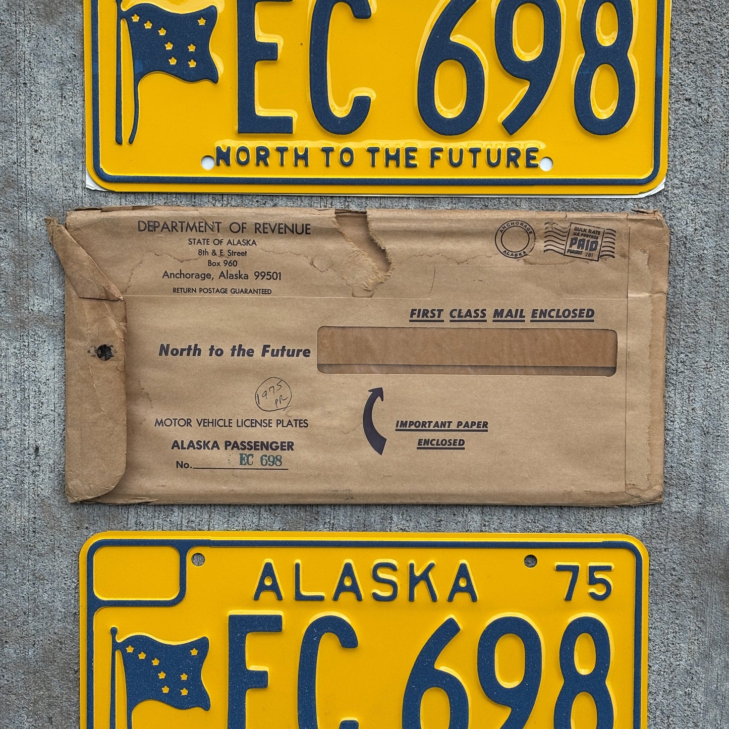 1975 Alaska License Plate Pair Auto Tag With Envelope High Quality EC 698