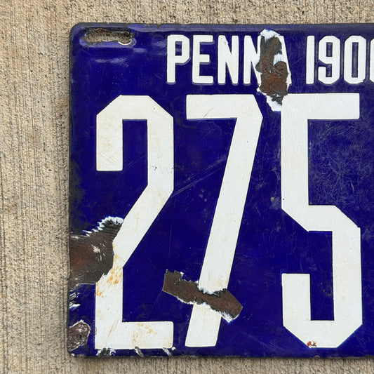 Up close photo of a 1906 Pennsylvania Porcelain License Plate Number 2758