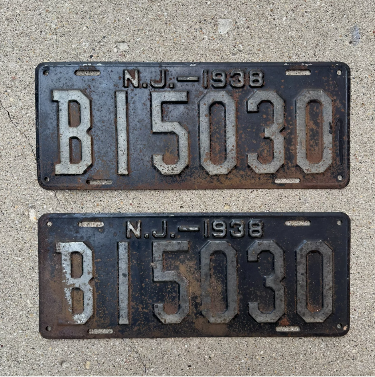 1938 New Jersey License Plate Pair Auto Tag B 15030
